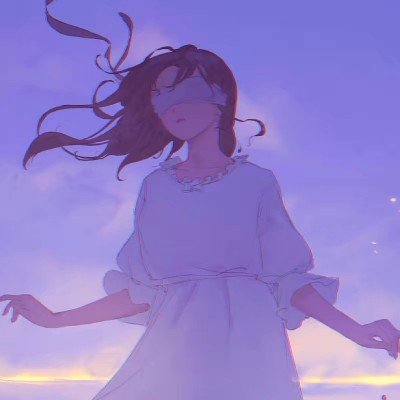 男子云南泼水节洗头被群攻